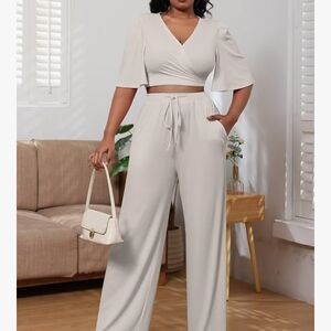Chic Cream Jumpsuit with Tie Waist
